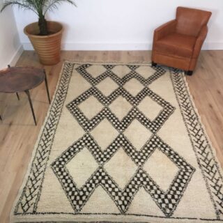 Tapis Marocain Tapis Beni Ouarain ancien écru et marron grands losanges 272 x 179