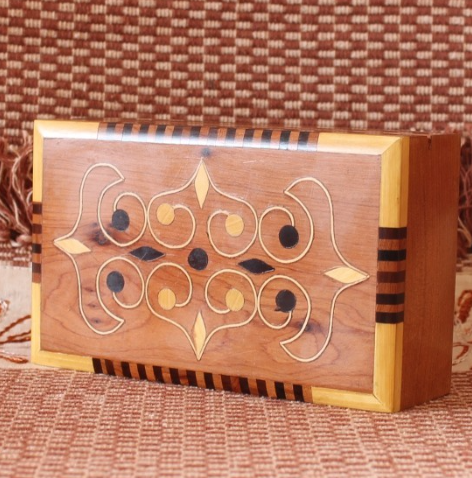 Marqueterie artisanale Marocaine en bois de thuya