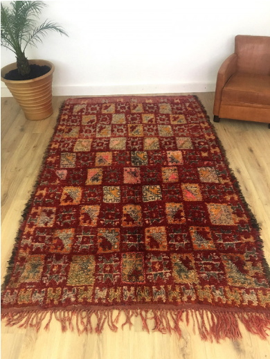 Tapis Marocain Tapis M'Guild ancien laine pure rouge motifs berbères 277 x 161