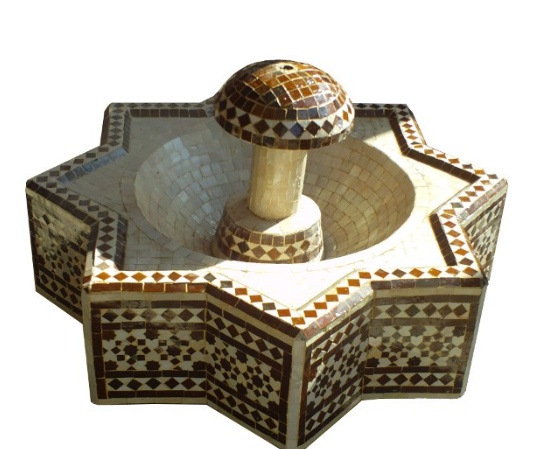 Fontaine marocaine de jardin en zellige